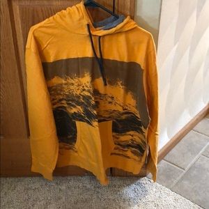 American Eagle Long Sleeve hooded t shirt